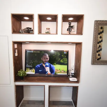 Design - Hyper Centre - Tram - Free Wifi - Lerelaisdodile21 *